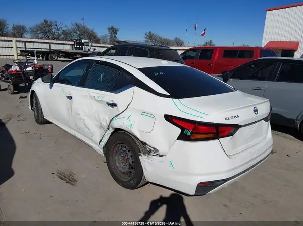 1N4BL4BV2KC128070 2019 NISSAN ALTIMA - Image 2