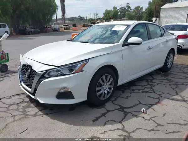 1N4BL4BV2KC237662 2019 NISSAN ALTIMA - Image 2