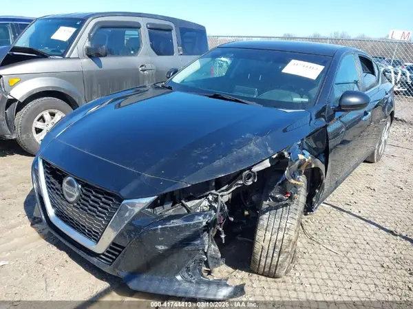 1N4BL4BV2KC243929 2019 NISSAN ALTIMA - Image 2