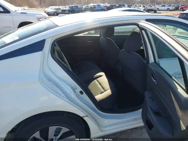 1N4BL4BV2KC256972 2019 NISSAN ALTIMA - Image 8