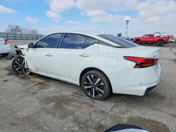 1N4BL4BV2LC157733 2020 NISSAN ALTIMA - Image 2