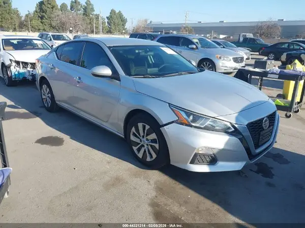 1N4BL4BV2LC161572 2020 NISSAN ALTIMA - Image 1