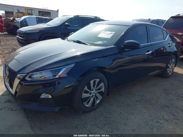 1N4BL4BV2LC166724 2020 NISSAN ALTIMA - Image 2