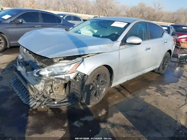 1N4BL4BV2LC173530 2020 NISSAN ALTIMA - Image 2