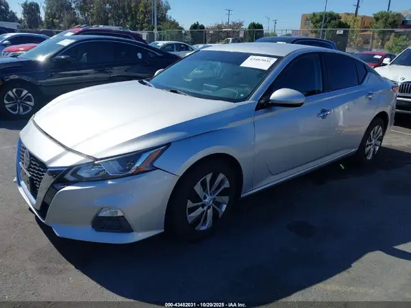 1N4BL4BV2LC187833 2020 NISSAN ALTIMA - Image 2
