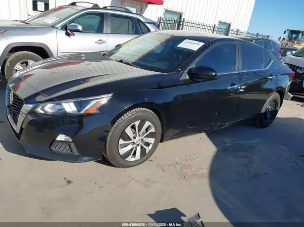 1N4BL4BV2LC234942 2020 NISSAN ALTIMA - Image 2
