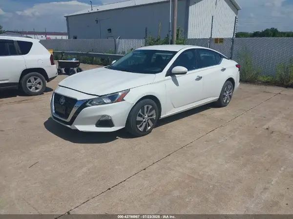 1N4BL4BV2LC241261 2020 NISSAN ALTIMA - Image 2