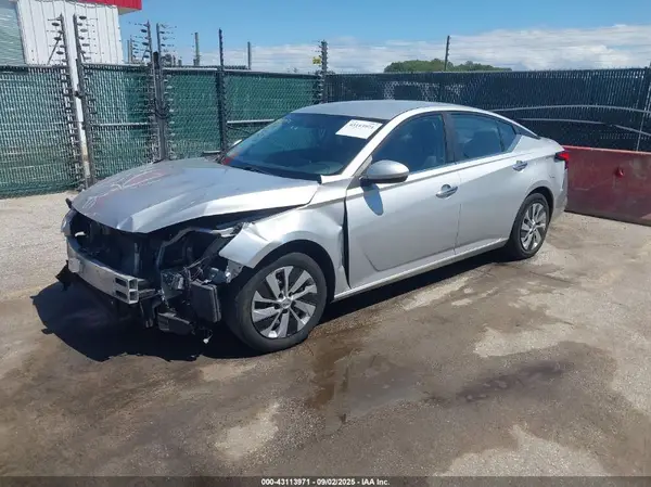 1N4BL4BV2LC244015 2020 NISSAN ALTIMA - Image 2