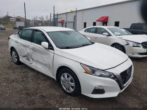 1N4BL4BV2LC244242 2020 NISSAN ALTIMA - Image 1