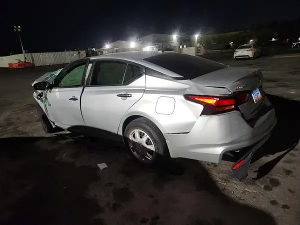 1N4BL4BV2LC245004 2020 NISSAN ALTIMA - Image 2
