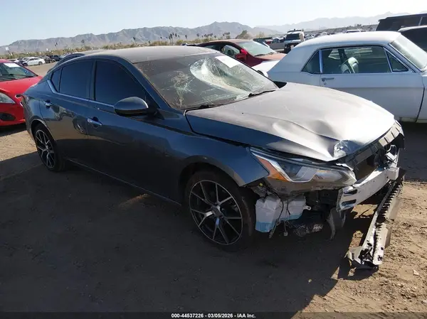 1N4BL4BV2LC260747 2020 NISSAN ALTIMA - Image 1