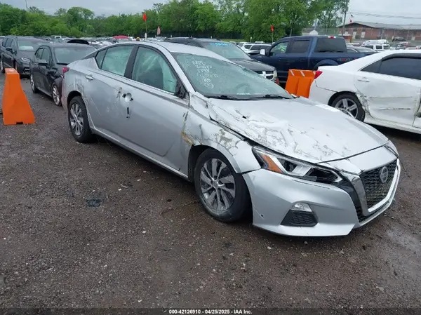 1N4BL4BV2LN301799 2020 NISSAN ALTIMA - Image 1
