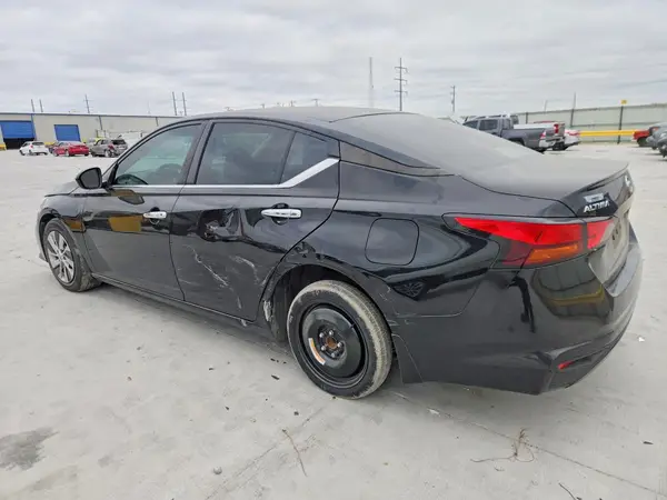1N4BL4BV2MN316899 2021 NISSAN ALTIMA - Image 2