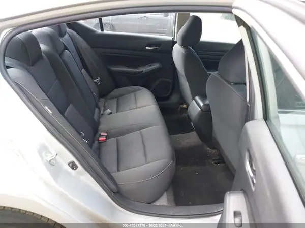 1N4BL4BV2MN318751 2021 NISSAN ALTIMA - Image 8