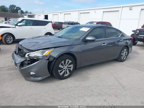 1N4BL4BV2MN365178 2021 NISSAN ALTIMA - Image 2