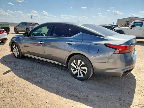1N4BL4BV2MN388203 2021 NISSAN ALTIMA - Image 2