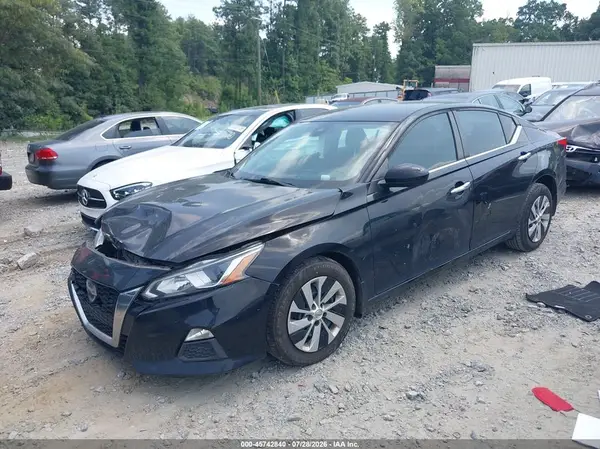 1N4BL4BV2MN398729 2021 NISSAN ALTIMA - Image 2