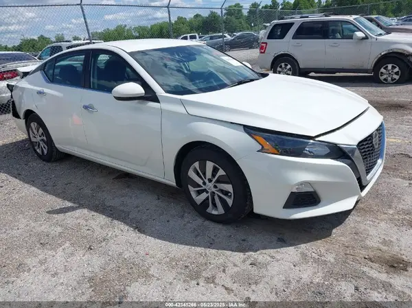 1N4BL4BV2NN318038 2022 NISSAN ALTIMA - Image 1