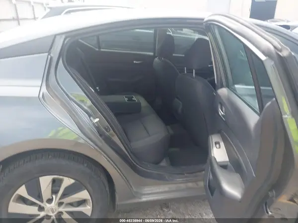 1N4BL4BV2NN340220 2022 NISSAN ALTIMA - Image 8