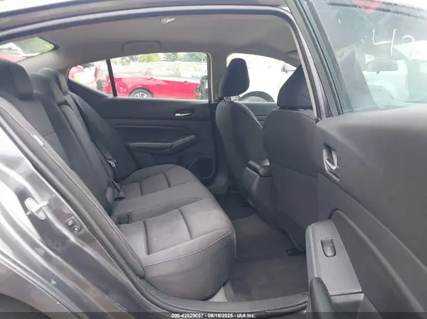 1N4BL4BV2NN348446 2022 NISSAN ALTIMA - Image 8