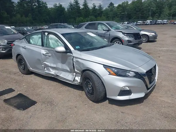 1N4BL4BV2NN352402 2022 NISSAN ALTIMA - Image 1