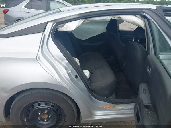 1N4BL4BV2NN352402 2022 NISSAN ALTIMA - Image 8