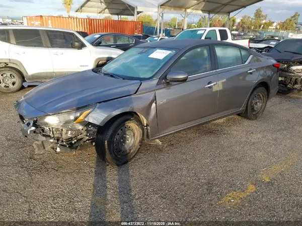 1N4BL4BV2NN390938 2022 NISSAN ALTIMA - Image 2
