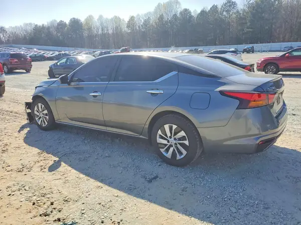 1N4BL4BV2NN393869 2022 NISSAN ALTIMA - Image 2