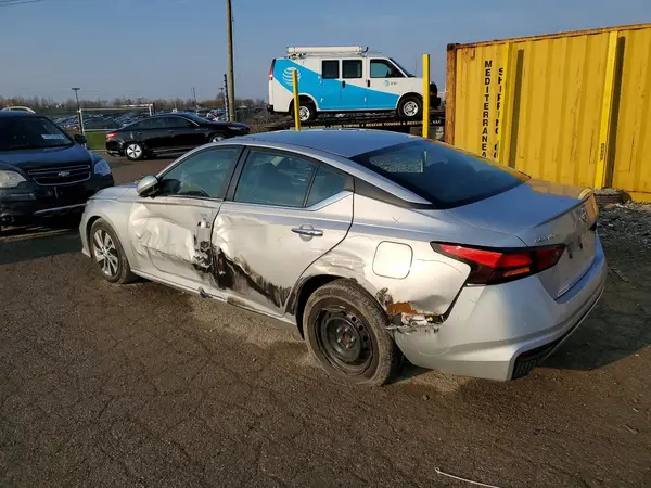 1N4BL4BV2NN409214 2022 NISSAN ALTIMA - Image 2