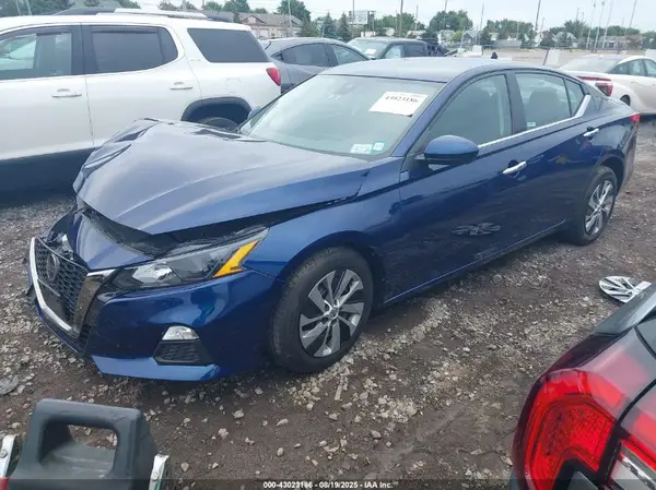 1N4BL4BV2NN411593 2022 NISSAN ALTIMA - Image 2