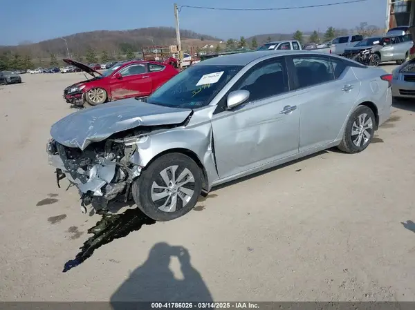 1N4BL4BV2NN413294 2022 NISSAN ALTIMA - Image 2