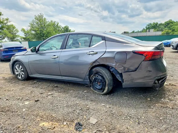 1N4BL4BV2PN329138 2023 NISSAN ALTIMA - Image 2