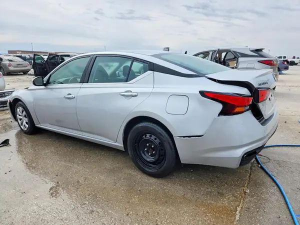 1N4BL4BV2PN341287 2023 NISSAN ALTIMA - Image 2