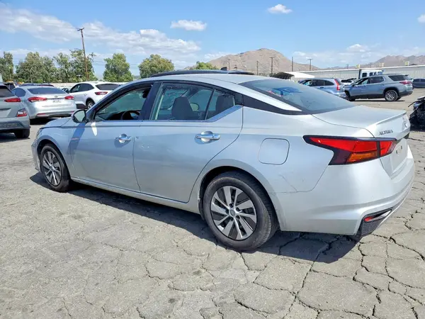 1N4BL4BV2PN341810 2023 NISSAN ALTIMA - Image 2