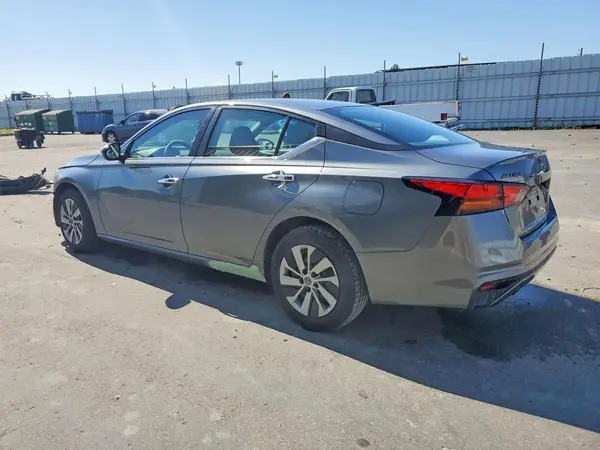 1N4BL4BV2PN348479 2023 NISSAN ALTIMA - Image 2