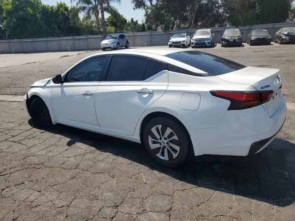 1N4BL4BV2PN354377 2023 NISSAN ALTIMA - Image 2