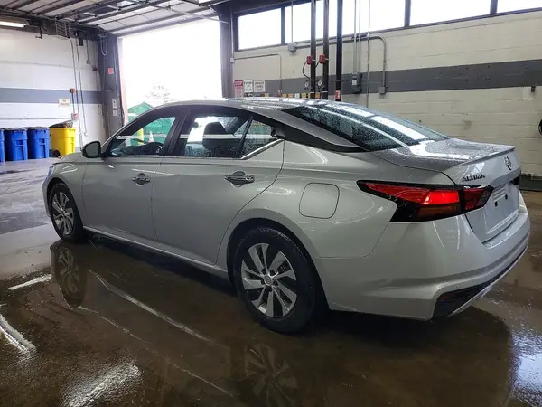 1N4BL4BV2PN362432 2023 NISSAN ALTIMA - Image 2