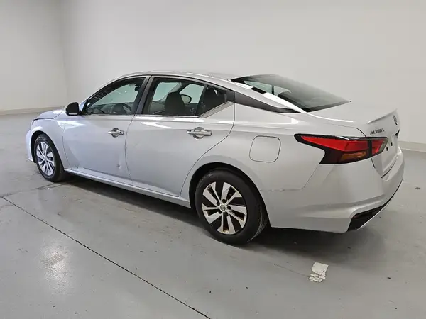 1N4BL4BV2PN386519 2023 NISSAN ALTIMA - Image 2
