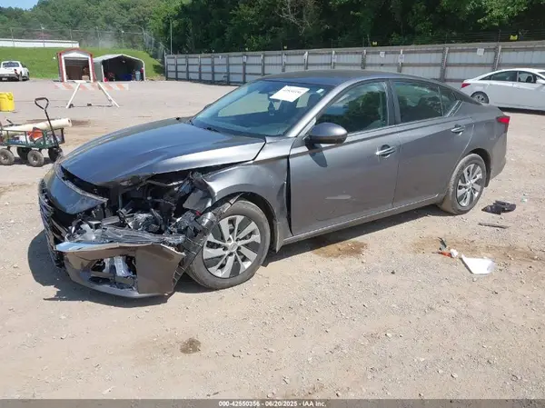 1N4BL4BV2PN414433 2023 NISSAN ALTIMA - Image 2