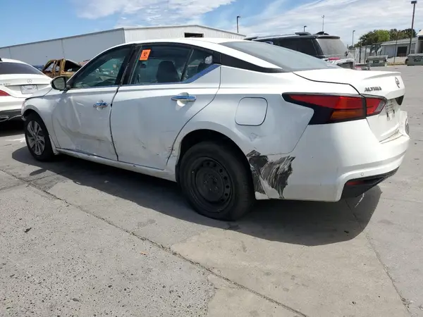 1N4BL4BV2PN415520 2023 NISSAN ALTIMA - Image 2