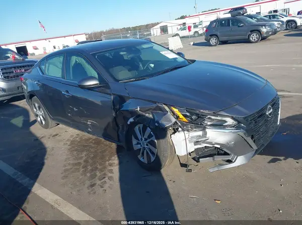 1N4BL4BV2PN423259 2023 NISSAN ALTIMA - Image 1