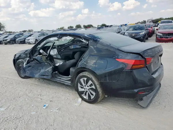 1N4BL4BV2RN336531 2024 NISSAN ALTIMA - Image 2