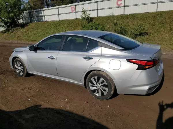 1N4BL4BV2RN348131 2024 NISSAN ALTIMA - Image 2