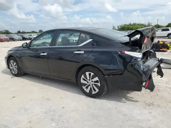 1N4BL4BV2RN354995 2024 NISSAN ALTIMA - Image 2
