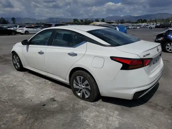 1N4BL4BV2RN363275 2024 NISSAN ALTIMA - Image 2