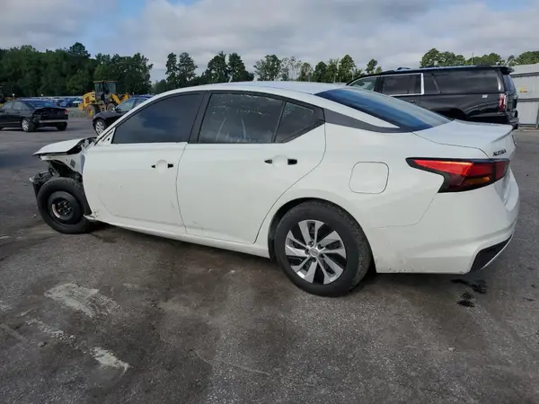 1N4BL4BV2RN364460 2024 NISSAN ALTIMA - Image 2