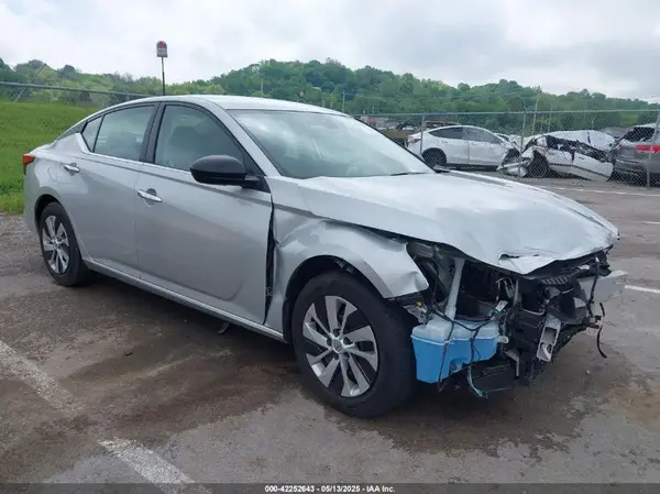 1N4BL4BV2RN373112 2024 NISSAN ALTIMA - Image 1