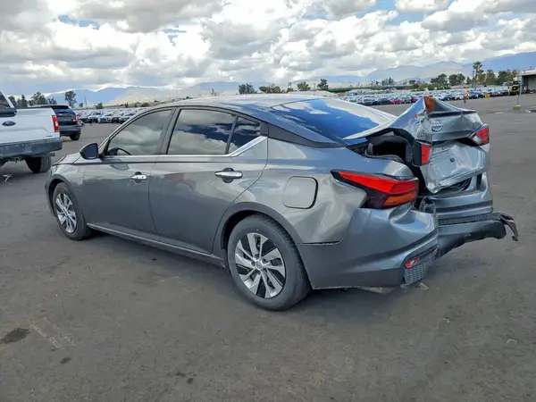 1N4BL4BV2RN389942 2024 NISSAN ALTIMA - Image 2