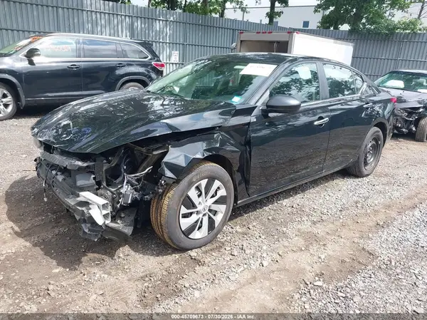 1N4BL4BV2RN401426 2024 NISSAN ALTIMA - Image 2
