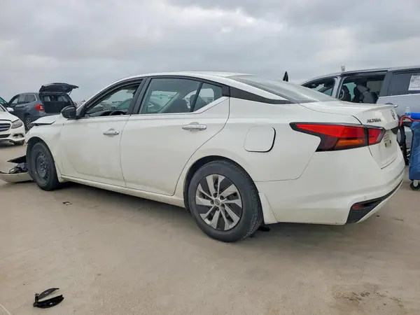 1N4BL4BV2RN403354 2024 NISSAN ALTIMA - Image 2